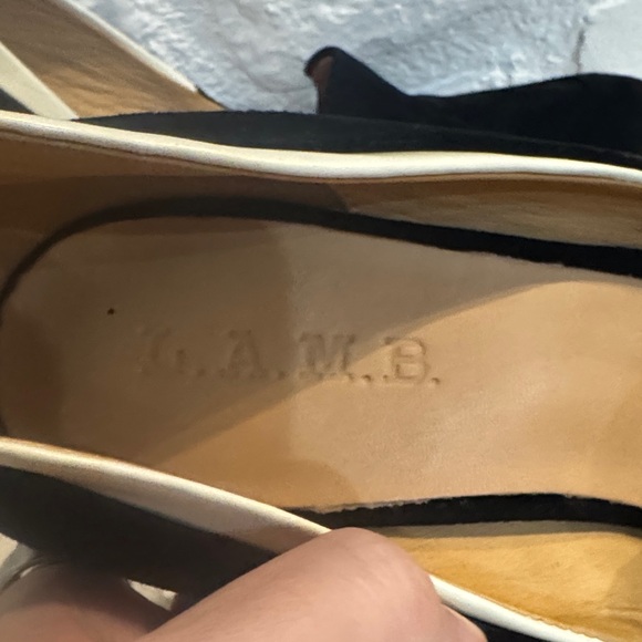 Chic LAMB Black Suede w/ White Trim  Women's Heels - Picture 2 of 8